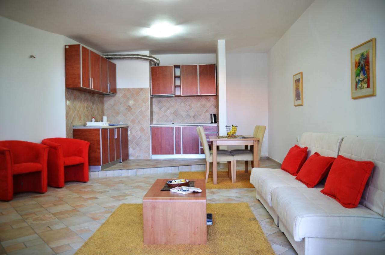סבטי סטפן Apartments Secret Garden מראה חיצוני תמונה